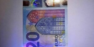 Counterfeit €20 Euro Bills